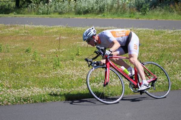 Road bike cornering hot sale