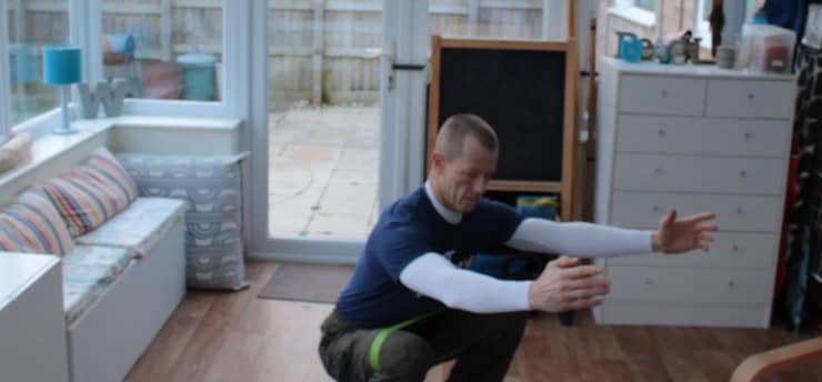 band-squat-2